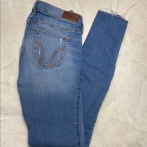 Hollister skinny jeans (light blue)